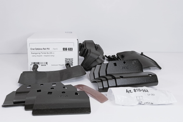 Kit bagażnika CRUZ Ssangyong Torres ( 23- ) Z relingami zintegr. CR 936-633