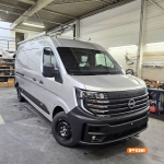 Platforma dachowa nowy Nissan Interstar
