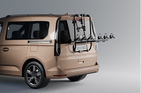 Bagażnik na tylną klapę nowy VW Caddy V.jpg