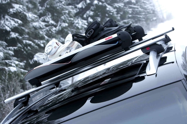 Uchwyty do 6 par nart Mont Blanc.jpg