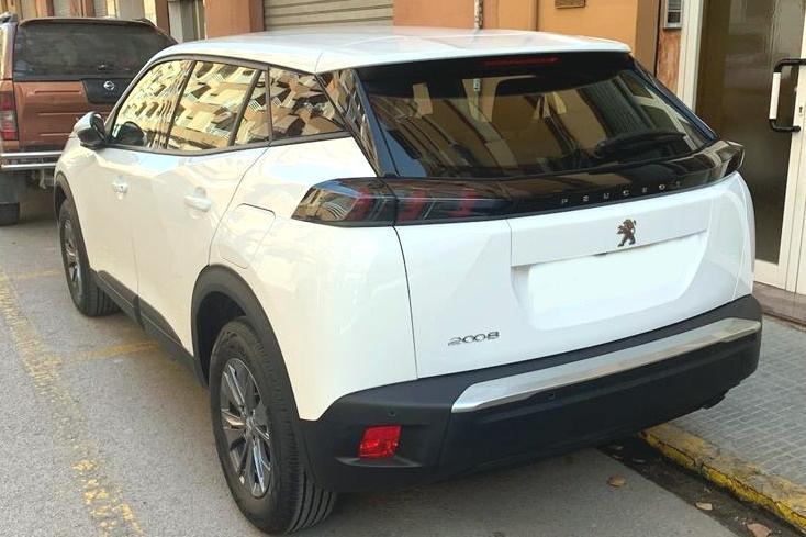 Peugeot 2008 II bez relingów