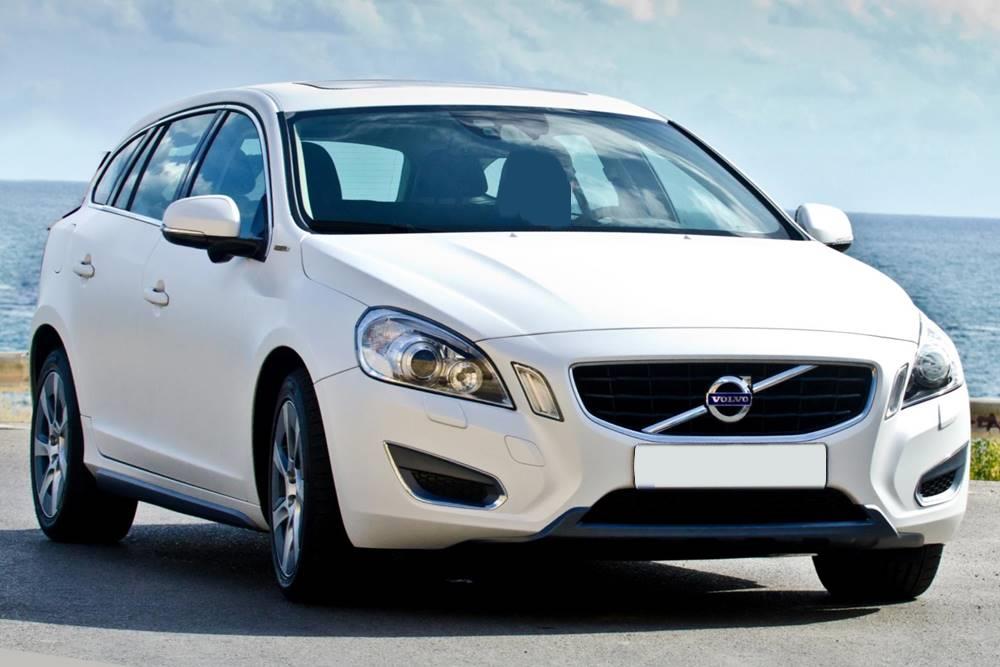 Volvo V60 I bez relingów
