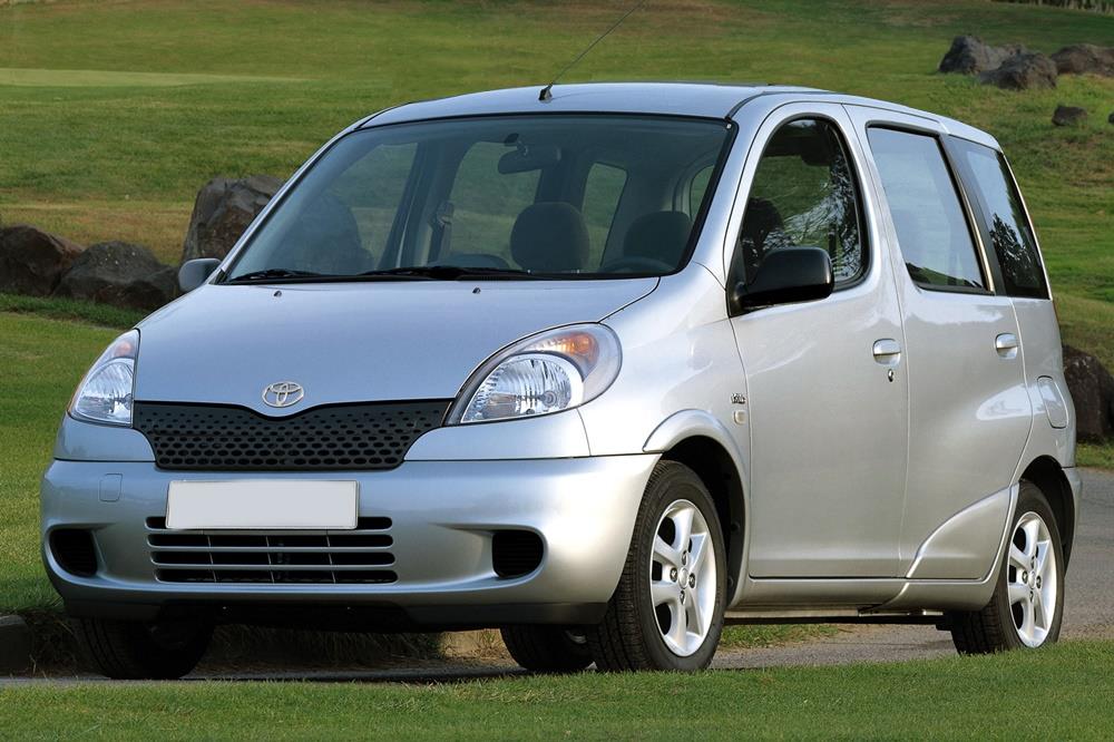 yaris verso